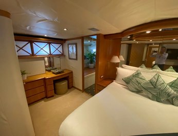 Break Away photo 28
