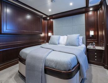 Elena Nueve photo 17