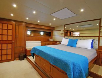 Tango Charlie photo 9