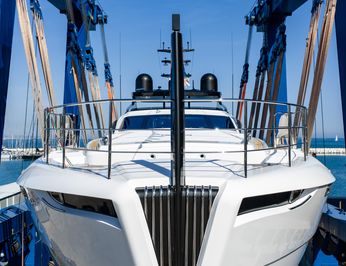 Pershing 140 photo 4