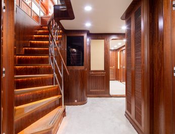 Beyond Capricorn photo 15