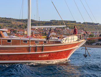 Alluree photo 47