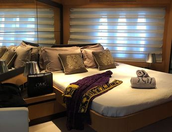 The Hangout photo 40