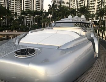 The Hangout photo 59