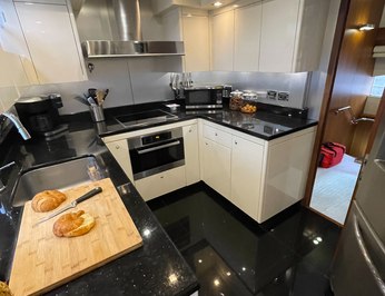 Splashed Out photo 8