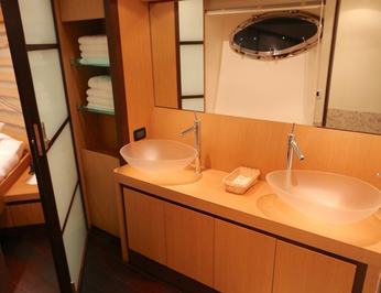 The Hangout photo 26