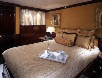 Neutral Guest Stateroom