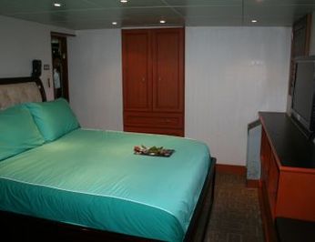 Guest Stateroom - Blue