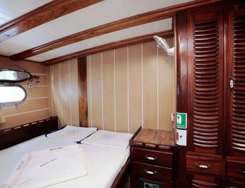 Aegean Clipper photo 10