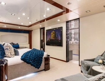 Holdin' My Own photo 46