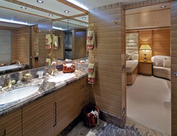 Stateroom - Bathroom