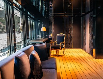 Regina D'Italia photo 14