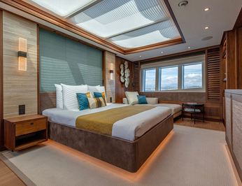 Josephine I photo 14