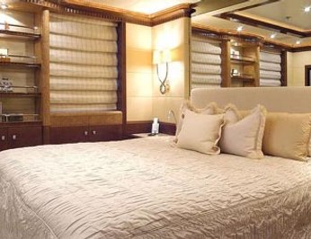 Guest Stateroom - Bed