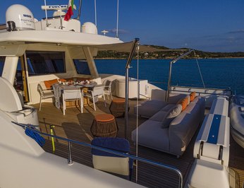 EOLIA Yacht Photos - 26m Luxury Motor Yacht For Charter