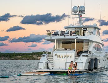 B Happy photo 92
