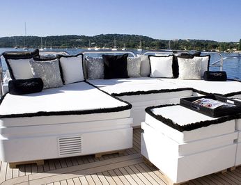 Aft Deck - Seating