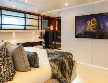 Holdin' My Own photo 26