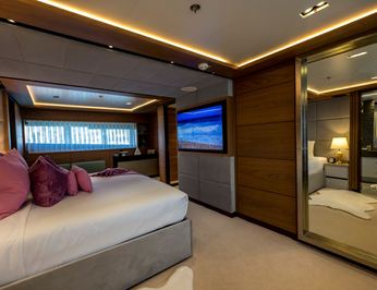 Navis One photo 20