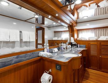 Virginia Sea photo 15