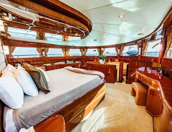 Southern Belle photo 16