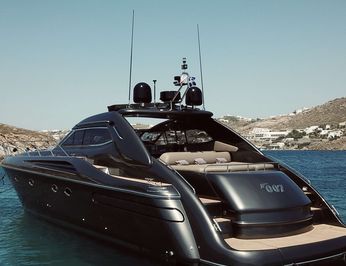 007 photo 5