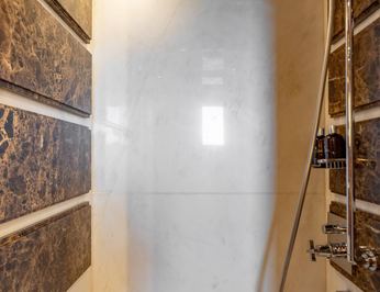 Allora photo 38