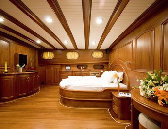 Master Stateroom - Side View