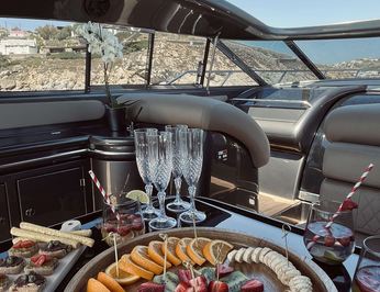 007 photo 4