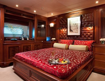 Double cabin
