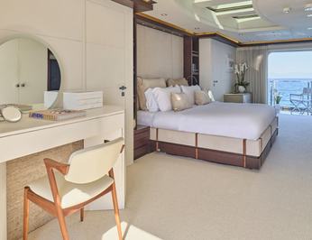 Persefoni I photo 15