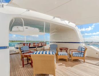 Lady Kathryn V photo 28
