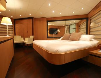 The Hangout photo 27