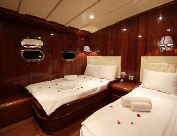Princess Karia IV photo 10