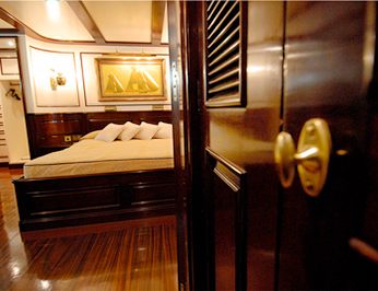 Hallway to Master Stateroom