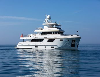 Beyond Capricorn photo 22