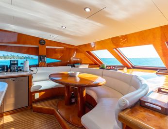 Lady Sandra photo 10