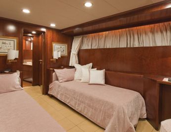 Pink Twin Stateroom