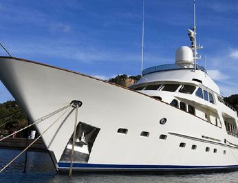 LADY DINA Yacht Photos - Moonen