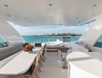 Lady Sandra photo 23