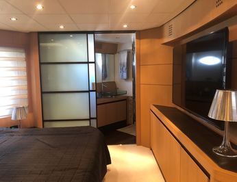 The Hangout photo 29