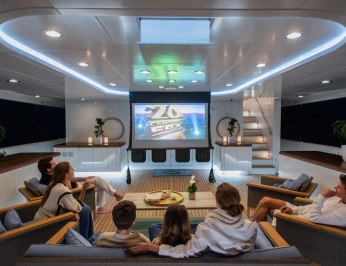 Holdin' My Own photo 4