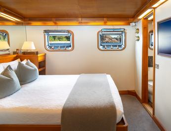 Southern Cloud photo 17