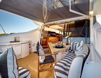 Sunseeker Predator 72 Ghost photo 4
