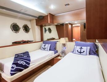 Italian Yacht 85 photo 8