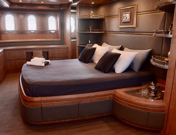 King Shadow photo 14