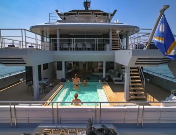 Infinite Cat photo 4