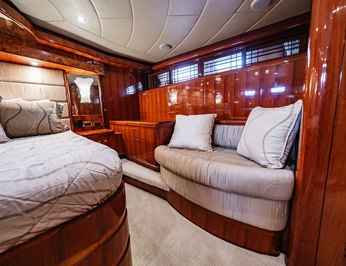 Southern Belle photo 27