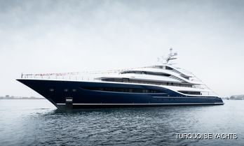 Charter yacht ANGELIQUE at anchor