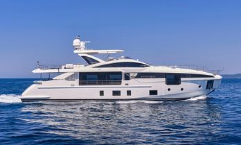 Charter yacht VOLANTE at sea Charter yacht VOLANTE at sea